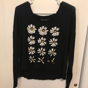 Long sleeve daisy shirt